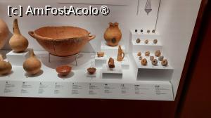 [P33] Vase de ceramică din epoca bronzului » foto by Carmen Ion
 - 
<span class="allrVoted glyphicon glyphicon-heart hidden" id="av1476617"></span>
<a class="m-l-10 hidden" id="sv1476617" onclick="voting_Foto_DelVot(,1476617,13279)" role="button">șterge vot <span class="glyphicon glyphicon-remove"></span></a>
<a id="v91476617" class=" c-red"  onclick="voting_Foto_SetVot(1476617)" role="button"><span class="glyphicon glyphicon-heart-empty"></span> <b>LIKE</b> = Votează poza</a> <img class="hidden"  id="f1476617W9" src="/imagini/loader.gif" border="0" /><span class="AjErrMes hidden" id="e1476617ErM"></span>