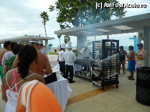 [P37] American grill langa piscina » foto by allina
 - 
<span class="allrVoted glyphicon glyphicon-heart hidden" id="av389379"></span>
<a class="m-l-10 hidden" id="sv389379" onclick="voting_Foto_DelVot(,389379,13303)" role="button">șterge vot <span class="glyphicon glyphicon-remove"></span></a>
<a id="v9389379" class=" c-red"  onclick="voting_Foto_SetVot(389379)" role="button"><span class="glyphicon glyphicon-heart-empty"></span> <b>LIKE</b> = Votează poza</a> <img class="hidden"  id="f389379W9" src="/imagini/loader.gif" border="0" /><span class="AjErrMes hidden" id="e389379ErM"></span>