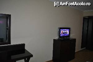 [P02] Televizorul cu prezentarea ofertei hotelului » foto by Gabise
 - 
<span class="allrVoted glyphicon glyphicon-heart hidden" id="av517710"></span>
<a class="m-l-10 hidden" id="sv517710" onclick="voting_Foto_DelVot(,517710,13305)" role="button">șterge vot <span class="glyphicon glyphicon-remove"></span></a>
<a id="v9517710" class=" c-red"  onclick="voting_Foto_SetVot(517710)" role="button"><span class="glyphicon glyphicon-heart-empty"></span> <b>LIKE</b> = Votează poza</a> <img class="hidden"  id="f517710W9" src="/imagini/loader.gif" border="0" /><span class="AjErrMes hidden" id="e517710ErM"></span>