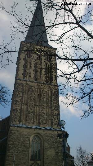 [P01] Biserica cu turla inalta, nelipsita in oraselele germane » foto by senateo
 - 
<span class="allrVoted glyphicon glyphicon-heart hidden" id="av517658"></span>
<a class="m-l-10 hidden" id="sv517658" onclick="voting_Foto_DelVot(,517658,13326)" role="button">șterge vot <span class="glyphicon glyphicon-remove"></span></a>
<a id="v9517658" class=" c-red"  onclick="voting_Foto_SetVot(517658)" role="button"><span class="glyphicon glyphicon-heart-empty"></span> <b>LIKE</b> = Votează poza</a> <img class="hidden"  id="f517658W9" src="/imagini/loader.gif" border="0" /><span class="AjErrMes hidden" id="e517658ErM"></span>