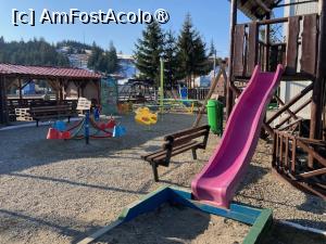 [P27] loc de joaca copii » foto by aurora56
 - 
<span class="allrVoted glyphicon glyphicon-heart hidden" id="av1419741"></span>
<a class="m-l-10 hidden" id="sv1419741" onclick="voting_Foto_DelVot(,1419741,13354)" role="button">șterge vot <span class="glyphicon glyphicon-remove"></span></a>
<a id="v91419741" class=" c-red"  onclick="voting_Foto_SetVot(1419741)" role="button"><span class="glyphicon glyphicon-heart-empty"></span> <b>LIKE</b> = Votează poza</a> <img class="hidden"  id="f1419741W9" src="/imagini/loader.gif" border="0" /><span class="AjErrMes hidden" id="e1419741ErM"></span>