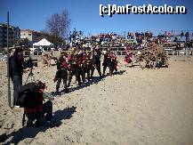 [P15] Baiona, cetatea medievala - sarbatoare locala » foto by alynutza
 - 
<span class="allrVoted glyphicon glyphicon-heart hidden" id="av392748"></span>
<a class="m-l-10 hidden" id="sv392748" onclick="voting_Foto_DelVot(,392748,13409)" role="button">șterge vot <span class="glyphicon glyphicon-remove"></span></a>
<a id="v9392748" class=" c-red"  onclick="voting_Foto_SetVot(392748)" role="button"><span class="glyphicon glyphicon-heart-empty"></span> <b>LIKE</b> = Votează poza</a> <img class="hidden"  id="f392748W9" src="/imagini/loader.gif" border="0" /><span class="AjErrMes hidden" id="e392748ErM"></span>