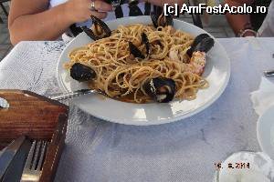 [P11] spaghete cu midii si fructe de mare la Athos (1 portie!)  » foto by aricel
 - 
<span class="allrVoted glyphicon glyphicon-heart hidden" id="av516617"></span>
<a class="m-l-10 hidden" id="sv516617" onclick="voting_Foto_DelVot(,516617,13411)" role="button">șterge vot <span class="glyphicon glyphicon-remove"></span></a>
<a id="v9516617" class=" c-red"  onclick="voting_Foto_SetVot(516617)" role="button"><span class="glyphicon glyphicon-heart-empty"></span> <b>LIKE</b> = Votează poza</a> <img class="hidden"  id="f516617W9" src="/imagini/loader.gif" border="0" /><span class="AjErrMes hidden" id="e516617ErM"></span>