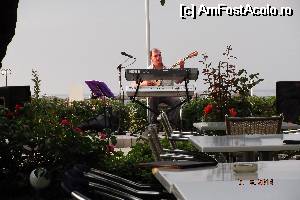 [P22] muzica greceasca live » foto by aricel
 - 
<span class="allrVoted glyphicon glyphicon-heart hidden" id="av516637"></span>
<a class="m-l-10 hidden" id="sv516637" onclick="voting_Foto_DelVot(,516637,13411)" role="button">șterge vot <span class="glyphicon glyphicon-remove"></span></a>
<a id="v9516637" class=" c-red"  onclick="voting_Foto_SetVot(516637)" role="button"><span class="glyphicon glyphicon-heart-empty"></span> <b>LIKE</b> = Votează poza</a> <img class="hidden"  id="f516637W9" src="/imagini/loader.gif" border="0" /><span class="AjErrMes hidden" id="e516637ErM"></span>