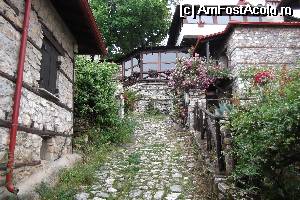 [P36] in fata taverna unde am mancat/ pe drum in jos a doua taverna » foto by aricel
 - 
<span class="allrVoted glyphicon glyphicon-heart hidden" id="av516658"></span>
<a class="m-l-10 hidden" id="sv516658" onclick="voting_Foto_DelVot(,516658,13411)" role="button">șterge vot <span class="glyphicon glyphicon-remove"></span></a>
<a id="v9516658" class=" c-red"  onclick="voting_Foto_SetVot(516658)" role="button"><span class="glyphicon glyphicon-heart-empty"></span> <b>LIKE</b> = Votează poza</a> <img class="hidden"  id="f516658W9" src="/imagini/loader.gif" border="0" /><span class="AjErrMes hidden" id="e516658ErM"></span>