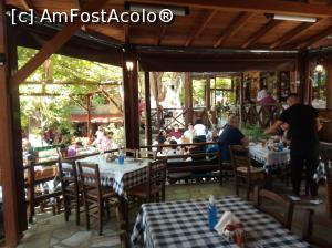 [P03] Taverna Olympos » foto by ile57b
 - 
<span class="allrVoted glyphicon glyphicon-heart hidden" id="av1294990"></span>
<a class="m-l-10 hidden" id="sv1294990" onclick="voting_Foto_DelVot(,1294990,13411)" role="button">șterge vot <span class="glyphicon glyphicon-remove"></span></a>
<a id="v91294990" class=" c-red"  onclick="voting_Foto_SetVot(1294990)" role="button"><span class="glyphicon glyphicon-heart-empty"></span> <b>LIKE</b> = Votează poza</a> <img class="hidden"  id="f1294990W9" src="/imagini/loader.gif" border="0" /><span class="AjErrMes hidden" id="e1294990ErM"></span>