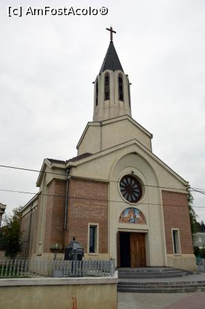 [P16] Biserica romano-catolică Nașterea Sfântului Ioan Botezătorul » foto by pepsi70ro
 - 
<span class="allrVoted glyphicon glyphicon-heart hidden" id="av807647"></span>
<a class="m-l-10 hidden" id="sv807647" onclick="voting_Foto_DelVot(,807647,13516)" role="button">șterge vot <span class="glyphicon glyphicon-remove"></span></a>
<a id="v9807647" class=" c-red"  onclick="voting_Foto_SetVot(807647)" role="button"><span class="glyphicon glyphicon-heart-empty"></span> <b>LIKE</b> = Votează poza</a> <img class="hidden"  id="f807647W9" src="/imagini/loader.gif" border="0" /><span class="AjErrMes hidden" id="e807647ErM"></span>
