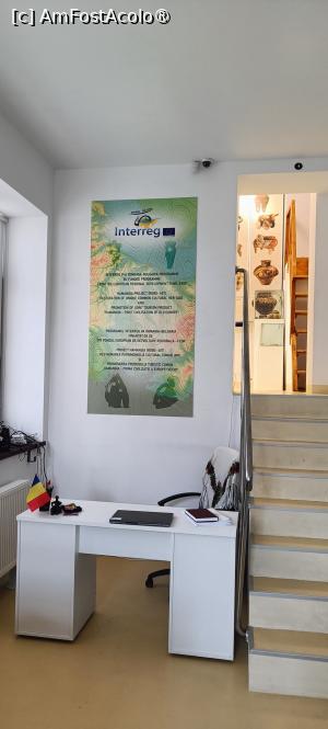 [P02] Hol acces și scări spre turn și Sala 1. » foto by tata123 🔱
 - 
<span class="allrVoted glyphicon glyphicon-heart hidden" id="av1501197"></span>
<a class="m-l-10 hidden" id="sv1501197" onclick="voting_Foto_DelVot(,1501197,13516)" role="button">șterge vot <span class="glyphicon glyphicon-remove"></span></a>
<a id="v91501197" class=" c-red"  onclick="voting_Foto_SetVot(1501197)" role="button"><span class="glyphicon glyphicon-heart-empty"></span> <b>LIKE</b> = Votează poza</a> <img class="hidden"  id="f1501197W9" src="/imagini/loader.gif" border="0" /><span class="AjErrMes hidden" id="e1501197ErM"></span>