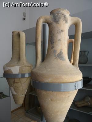 [P06] Superbe vase de ceramică - Muzeu Cernavodă.  » foto by tata123 🔱
 - 
<span class="allrVoted glyphicon glyphicon-heart hidden" id="av1113826"></span>
<a class="m-l-10 hidden" id="sv1113826" onclick="voting_Foto_DelVot(,1113826,13516)" role="button">șterge vot <span class="glyphicon glyphicon-remove"></span></a>
<a id="v91113826" class=" c-red"  onclick="voting_Foto_SetVot(1113826)" role="button"><span class="glyphicon glyphicon-heart-empty"></span> <b>LIKE</b> = Votează poza</a> <img class="hidden"  id="f1113826W9" src="/imagini/loader.gif" border="0" /><span class="AjErrMes hidden" id="e1113826ErM"></span>