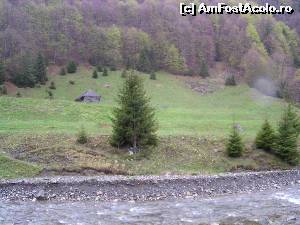 [P04] Stâna de la Lunca Largă » foto by Yersinia Pestis
 - 
<span class="allrVoted glyphicon glyphicon-heart hidden" id="av578961"></span>
<a class="m-l-10 hidden" id="sv578961" onclick="voting_Foto_DelVot(,578961,13521)" role="button">șterge vot <span class="glyphicon glyphicon-remove"></span></a>
<a id="v9578961" class=" c-red"  onclick="voting_Foto_SetVot(578961)" role="button"><span class="glyphicon glyphicon-heart-empty"></span> <b>LIKE</b> = Votează poza</a> <img class="hidden"  id="f578961W9" src="/imagini/loader.gif" border="0" /><span class="AjErrMes hidden" id="e578961ErM"></span>
