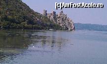 [P06] Ruina cetate Golubac, pe Dunare pe malul sarbesc. » foto by traian.leuca †
 - 
<span class="allrVoted glyphicon glyphicon-heart hidden" id="av396464"></span>
<a class="m-l-10 hidden" id="sv396464" onclick="voting_Foto_DelVot(,396464,13522)" role="button">șterge vot <span class="glyphicon glyphicon-remove"></span></a>
<a id="v9396464" class=" c-red"  onclick="voting_Foto_SetVot(396464)" role="button"><span class="glyphicon glyphicon-heart-empty"></span> <b>LIKE</b> = Votează poza</a> <img class="hidden"  id="f396464W9" src="/imagini/loader.gif" border="0" /><span class="AjErrMes hidden" id="e396464ErM"></span>
