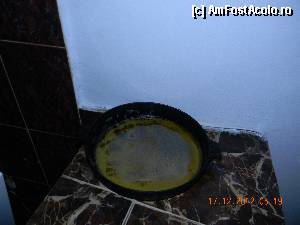 [P03] Cratita gasita in cuptorul aragazului!  » foto by elia30
 - 
<span class="allrVoted glyphicon glyphicon-heart hidden" id="av398915"></span>
<a class="m-l-10 hidden" id="sv398915" onclick="voting_Foto_DelVot(,398915,13578)" role="button">șterge vot <span class="glyphicon glyphicon-remove"></span></a>
<a id="v9398915" class=" c-red"  onclick="voting_Foto_SetVot(398915)" role="button"><span class="glyphicon glyphicon-heart-empty"></span> <b>LIKE</b> = Votează poza</a> <img class="hidden"  id="f398915W9" src="/imagini/loader.gif" border="0" /><span class="AjErrMes hidden" id="e398915ErM"></span>