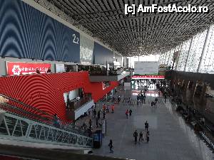 [P08] Imagini din aeroportul Baiyun » foto by Marian Preda
 - 
<span class="allrVoted glyphicon glyphicon-heart hidden" id="av399369"></span>
<a class="m-l-10 hidden" id="sv399369" onclick="voting_Foto_DelVot(,399369,13588)" role="button">șterge vot <span class="glyphicon glyphicon-remove"></span></a>
<a id="v9399369" class=" c-red"  onclick="voting_Foto_SetVot(399369)" role="button"><span class="glyphicon glyphicon-heart-empty"></span> <b>LIKE</b> = Votează poza</a> <img class="hidden"  id="f399369W9" src="/imagini/loader.gif" border="0" /><span class="AjErrMes hidden" id="e399369ErM"></span>