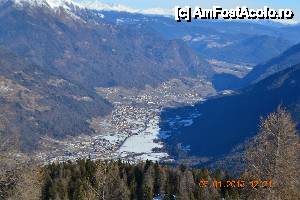 [P01] Val di Sole vazută din vârful muntelui » foto by sosso
 - 
<span class="allrVoted glyphicon glyphicon-heart hidden" id="av399839"></span>
<a class="m-l-10 hidden" id="sv399839" onclick="voting_Foto_DelVot(,399839,13604)" role="button">șterge vot <span class="glyphicon glyphicon-remove"></span></a>
<a id="v9399839" class=" c-red"  onclick="voting_Foto_SetVot(399839)" role="button"><span class="glyphicon glyphicon-heart-empty"></span> <b>LIKE</b> = Votează poza</a> <img class="hidden"  id="f399839W9" src="/imagini/loader.gif" border="0" /><span class="AjErrMes hidden" id="e399839ErM"></span>