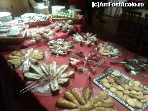 [P60] Croisante si alte bunătăți... la micul dejun » foto by sosso
 - 
<span class="allrVoted glyphicon glyphicon-heart hidden" id="av407984"></span>
<a class="m-l-10 hidden" id="sv407984" onclick="voting_Foto_DelVot(,407984,13604)" role="button">șterge vot <span class="glyphicon glyphicon-remove"></span></a>
<a id="v9407984" class=" c-red"  onclick="voting_Foto_SetVot(407984)" role="button"><span class="glyphicon glyphicon-heart-empty"></span> <b>LIKE</b> = Votează poza</a> <img class="hidden"  id="f407984W9" src="/imagini/loader.gif" border="0" /><span class="AjErrMes hidden" id="e407984ErM"></span>