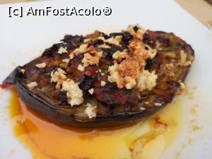 [P23] Taverna Batalogianni; vânătă cu legume și brânză » foto by crismis
 - 
<span class="allrVoted glyphicon glyphicon-heart hidden" id="av1079361"></span>
<a class="m-l-10 hidden" id="sv1079361" onclick="voting_Foto_DelVot(,1079361,13618)" role="button">șterge vot <span class="glyphicon glyphicon-remove"></span></a>
<a id="v91079361" class=" c-red"  onclick="voting_Foto_SetVot(1079361)" role="button"><span class="glyphicon glyphicon-heart-empty"></span> <b>LIKE</b> = Votează poza</a> <img class="hidden"  id="f1079361W9" src="/imagini/loader.gif" border="0" /><span class="AjErrMes hidden" id="e1079361ErM"></span>