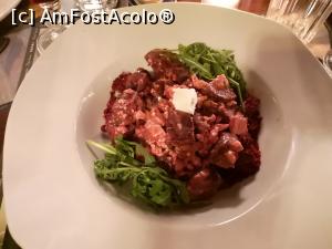 [P07] Restaurant Meteoron Panoramic; salată cu rucola, sfeclă și brânză » foto by crismis
 - 
<span class="allrVoted glyphicon glyphicon-heart hidden" id="av1079345"></span>
<a class="m-l-10 hidden" id="sv1079345" onclick="voting_Foto_DelVot(,1079345,13618)" role="button">șterge vot <span class="glyphicon glyphicon-remove"></span></a>
<a id="v91079345" class=" c-red"  onclick="voting_Foto_SetVot(1079345)" role="button"><span class="glyphicon glyphicon-heart-empty"></span> <b>LIKE</b> = Votează poza</a> <img class="hidden"  id="f1079345W9" src="/imagini/loader.gif" border="0" /><span class="AjErrMes hidden" id="e1079345ErM"></span>