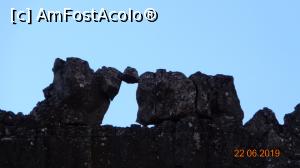 [P51] Parcul Național Thingvellir - echilibru instabil...  » foto by Alina53
 - 
<span class="allrVoted glyphicon glyphicon-heart hidden" id="av1091414"></span>
<a class="m-l-10 hidden" id="sv1091414" onclick="voting_Foto_DelVot(,1091414,13685)" role="button">șterge vot <span class="glyphicon glyphicon-remove"></span></a>
<a id="v91091414" class=" c-red"  onclick="voting_Foto_SetVot(1091414)" role="button"><span class="glyphicon glyphicon-heart-empty"></span> <b>LIKE</b> = Votează poza</a> <img class="hidden"  id="f1091414W9" src="/imagini/loader.gif" border="0" /><span class="AjErrMes hidden" id="e1091414ErM"></span>