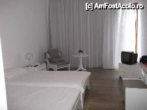 [P59] Camera frumoasa, curata, aerisita!  » foto by balasa violeta
 - 
<span class="allrVoted glyphicon glyphicon-heart hidden" id="av472542"></span>
<a class="m-l-10 hidden" id="sv472542" onclick="voting_Foto_DelVot(,472542,13699)" role="button">șterge vot <span class="glyphicon glyphicon-remove"></span></a>
<a id="v9472542" class=" c-red"  onclick="voting_Foto_SetVot(472542)" role="button"><span class="glyphicon glyphicon-heart-empty"></span> <b>LIKE</b> = Votează poza</a> <img class="hidden"  id="f472542W9" src="/imagini/loader.gif" border="0" /><span class="AjErrMes hidden" id="e472542ErM"></span>