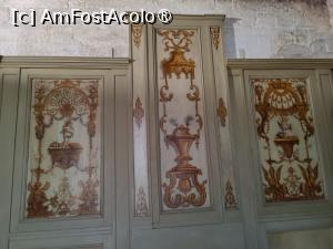 [P12] Palatul Papilor din Avignon; decorațiuni (mai din perioada lui Napoleon, totuși) » foto by crismis
 - 
<span class="allrVoted glyphicon glyphicon-heart hidden" id="av1526794"></span>
<a class="m-l-10 hidden" id="sv1526794" onclick="voting_Foto_DelVot(,1526794,13769)" role="button">șterge vot <span class="glyphicon glyphicon-remove"></span></a>
<a id="v91526794" class=" c-red"  onclick="voting_Foto_SetVot(1526794)" role="button"><span class="glyphicon glyphicon-heart-empty"></span> <b>LIKE</b> = Votează poza</a> <img class="hidden"  id="f1526794W9" src="/imagini/loader.gif" border="0" /><span class="AjErrMes hidden" id="e1526794ErM"></span>