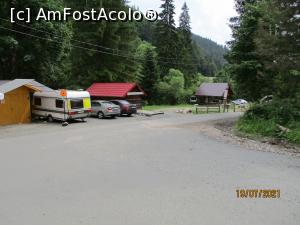 [P33] Parcare și alimentare, înainte de a porni către Cascada Vălul Miresii » foto by puiutea
 - 
<span class="allrVoted glyphicon glyphicon-heart hidden" id="av1243779"></span>
<a class="m-l-10 hidden" id="sv1243779" onclick="voting_Foto_DelVot(,1243779,13782)" role="button">șterge vot <span class="glyphicon glyphicon-remove"></span></a>
<a id="v91243779" class=" c-red"  onclick="voting_Foto_SetVot(1243779)" role="button"><span class="glyphicon glyphicon-heart-empty"></span> <b>LIKE</b> = Votează poza</a> <img class="hidden"  id="f1243779W9" src="/imagini/loader.gif" border="0" /><span class="AjErrMes hidden" id="e1243779ErM"></span>