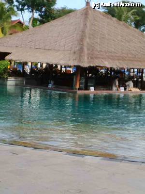 [P03] barul de la piscina » foto by monaserban
 - 
<span class="allrVoted glyphicon glyphicon-heart hidden" id="av690550"></span>
<a class="m-l-10 hidden" id="sv690550" onclick="voting_Foto_DelVot(,690550,13866)" role="button">șterge vot <span class="glyphicon glyphicon-remove"></span></a>
<a id="v9690550" class=" c-red"  onclick="voting_Foto_SetVot(690550)" role="button"><span class="glyphicon glyphicon-heart-empty"></span> <b>LIKE</b> = Votează poza</a> <img class="hidden"  id="f690550W9" src="/imagini/loader.gif" border="0" /><span class="AjErrMes hidden" id="e690550ErM"></span>