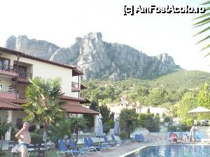 [P07] an stat in acest hotel-Famissi Eden - in Kalambata, la poalele 
Meteorei, este superb » foto by maria.enescu
 - 
<span class="allrVoted glyphicon glyphicon-heart hidden" id="av437349"></span>
<a class="m-l-10 hidden" id="sv437349" onclick="voting_Foto_DelVot(,437349,13891)" role="button">șterge vot <span class="glyphicon glyphicon-remove"></span></a>
<a id="v9437349" class=" c-red"  onclick="voting_Foto_SetVot(437349)" role="button"><span class="glyphicon glyphicon-heart-empty"></span> <b>LIKE</b> = Votează poza</a> <img class="hidden"  id="f437349W9" src="/imagini/loader.gif" border="0" /><span class="AjErrMes hidden" id="e437349ErM"></span>