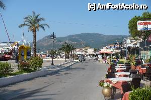 [P09] poza din port - Nidri, taverne, multa culoare » foto by maria.enescu
 - 
<span class="allrVoted glyphicon glyphicon-heart hidden" id="av437358"></span>
<a class="m-l-10 hidden" id="sv437358" onclick="voting_Foto_DelVot(,437358,13891)" role="button">șterge vot <span class="glyphicon glyphicon-remove"></span></a>
<a id="v9437358" class=" c-red"  onclick="voting_Foto_SetVot(437358)" role="button"><span class="glyphicon glyphicon-heart-empty"></span> <b>LIKE</b> = Votează poza</a> <img class="hidden"  id="f437358W9" src="/imagini/loader.gif" border="0" /><span class="AjErrMes hidden" id="e437358ErM"></span>