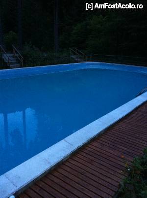 [P04] Piscina...  » foto by mijatovic1969*
 - 
<span class="allrVoted glyphicon glyphicon-heart hidden" id="av439709"></span>
<a class="m-l-10 hidden" id="sv439709" onclick="voting_Foto_DelVot(,439709,13905)" role="button">șterge vot <span class="glyphicon glyphicon-remove"></span></a>
<a id="v9439709" class=" c-red"  onclick="voting_Foto_SetVot(439709)" role="button"><span class="glyphicon glyphicon-heart-empty"></span> <b>LIKE</b> = Votează poza</a> <img class="hidden"  id="f439709W9" src="/imagini/loader.gif" border="0" /><span class="AjErrMes hidden" id="e439709ErM"></span>
