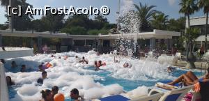 [P41] piscina cu spuma » foto by Razeer2000
 - 
<span class="allrVoted glyphicon glyphicon-heart hidden" id="av1316134"></span>
<a class="m-l-10 hidden" id="sv1316134" onclick="voting_Foto_DelVot(,1316134,14043)" role="button">șterge vot <span class="glyphicon glyphicon-remove"></span></a>
<a id="v91316134" class=" c-red"  onclick="voting_Foto_SetVot(1316134)" role="button"><span class="glyphicon glyphicon-heart-empty"></span> <b>LIKE</b> = Votează poza</a> <img class="hidden"  id="f1316134W9" src="/imagini/loader.gif" border="0" /><span class="AjErrMes hidden" id="e1316134ErM"></span>