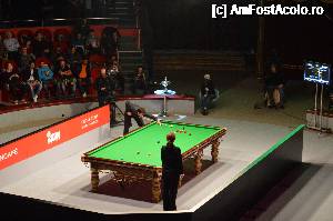 [P07] Ronnie O'Sullivan la masă » foto by ariciu*
 - 
<span class="allrVoted glyphicon glyphicon-heart hidden" id="av693455"></span>
<a class="m-l-10 hidden" id="sv693455" onclick="voting_Foto_DelVot(,693455,14175)" role="button">șterge vot <span class="glyphicon glyphicon-remove"></span></a>
<a id="v9693455" class=" c-red"  onclick="voting_Foto_SetVot(693455)" role="button"><span class="glyphicon glyphicon-heart-empty"></span> <b>LIKE</b> = Votează poza</a> <img class="hidden"  id="f693455W9" src="/imagini/loader.gif" border="0" /><span class="AjErrMes hidden" id="e693455ErM"></span>