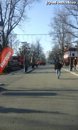 [P09] Alea centrala » foto by adrianbogdan
 - 
<span class="allrVoted glyphicon glyphicon-heart hidden" id="av701618"></span>
<a class="m-l-10 hidden" id="sv701618" onclick="voting_Foto_DelVot(,701618,14175)" role="button">șterge vot <span class="glyphicon glyphicon-remove"></span></a>
<a id="v9701618" class=" c-red"  onclick="voting_Foto_SetVot(701618)" role="button"><span class="glyphicon glyphicon-heart-empty"></span> <b>LIKE</b> = Votează poza</a> <img class="hidden"  id="f701618W9" src="/imagini/loader.gif" border="0" /><span class="AjErrMes hidden" id="e701618ErM"></span>