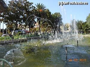 [P13] Sarandë - Fântâni arteziene în parcul oraşului.  » foto by iulianic
 - 
<span class="allrVoted glyphicon glyphicon-heart hidden" id="av687784"></span>
<a class="m-l-10 hidden" id="sv687784" onclick="voting_Foto_DelVot(,687784,14195)" role="button">șterge vot <span class="glyphicon glyphicon-remove"></span></a>
<a id="v9687784" class=" c-red"  onclick="voting_Foto_SetVot(687784)" role="button"><span class="glyphicon glyphicon-heart-empty"></span> <b>LIKE</b> = Votează poza</a> <img class="hidden"  id="f687784W9" src="/imagini/loader.gif" border="0" /><span class="AjErrMes hidden" id="e687784ErM"></span>