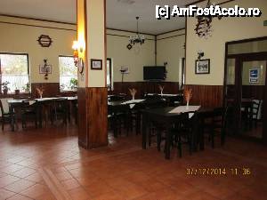[P05] Sala de festivitati, a doua zi dupa Mos Nicolae.  » foto by ovvio*
 - 
<span class="allrVoted glyphicon glyphicon-heart hidden" id="av584871"></span>
<a class="m-l-10 hidden" id="sv584871" onclick="voting_Foto_DelVot(,584871,14219)" role="button">șterge vot <span class="glyphicon glyphicon-remove"></span></a>
<a id="v9584871" class=" c-red"  onclick="voting_Foto_SetVot(584871)" role="button"><span class="glyphicon glyphicon-heart-empty"></span> <b>LIKE</b> = Votează poza</a> <img class="hidden"  id="f584871W9" src="/imagini/loader.gif" border="0" /><span class="AjErrMes hidden" id="e584871ErM"></span>