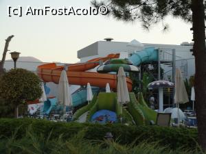 [P14] Piscina pentru copii in fata si cea pentru topogane in spate » foto by sdragos24
 - 
<span class="allrVoted glyphicon glyphicon-heart hidden" id="av933603"></span>
<a class="m-l-10 hidden" id="sv933603" onclick="voting_Foto_DelVot(,933603,14245)" role="button">șterge vot <span class="glyphicon glyphicon-remove"></span></a>
<a id="v9933603" class=" c-red"  onclick="voting_Foto_SetVot(933603)" role="button"><span class="glyphicon glyphicon-heart-empty"></span> <b>LIKE</b> = Votează poza</a> <img class="hidden"  id="f933603W9" src="/imagini/loader.gif" border="0" /><span class="AjErrMes hidden" id="e933603ErM"></span>