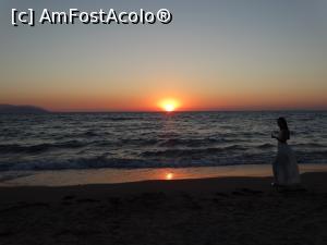 [P22] Apus de soare » foto by sdragos24
 - 
<span class="allrVoted glyphicon glyphicon-heart hidden" id="av933624"></span>
<a class="m-l-10 hidden" id="sv933624" onclick="voting_Foto_DelVot(,933624,14245)" role="button">șterge vot <span class="glyphicon glyphicon-remove"></span></a>
<a id="v9933624" class=" c-red"  onclick="voting_Foto_SetVot(933624)" role="button"><span class="glyphicon glyphicon-heart-empty"></span> <b>LIKE</b> = Votează poza</a> <img class="hidden"  id="f933624W9" src="/imagini/loader.gif" border="0" /><span class="AjErrMes hidden" id="e933624ErM"></span>