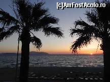 [P04] un apus de soare foarte frumos » foto by mary-criss
 - 
<span class="allrVoted glyphicon glyphicon-heart hidden" id="av424845"></span>
<a class="m-l-10 hidden" id="sv424845" onclick="voting_Foto_DelVot(,424845,14245)" role="button">șterge vot <span class="glyphicon glyphicon-remove"></span></a>
<a id="v9424845" class=" c-red"  onclick="voting_Foto_SetVot(424845)" role="button"><span class="glyphicon glyphicon-heart-empty"></span> <b>LIKE</b> = Votează poza</a> <img class="hidden"  id="f424845W9" src="/imagini/loader.gif" border="0" /><span class="AjErrMes hidden" id="e424845ErM"></span>