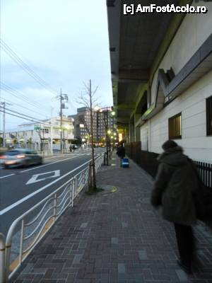 [P02] Din gara Shiomi, se face dreapta si imediat sunteti langa hotel.  » foto by TraianS
 - 
<span class="allrVoted glyphicon glyphicon-heart hidden" id="av425095"></span>
<a class="m-l-10 hidden" id="sv425095" onclick="voting_Foto_DelVot(,425095,14252)" role="button">șterge vot <span class="glyphicon glyphicon-remove"></span></a>
<a id="v9425095" class=" c-red"  onclick="voting_Foto_SetVot(425095)" role="button"><span class="glyphicon glyphicon-heart-empty"></span> <b>LIKE</b> = Votează poza</a> <img class="hidden"  id="f425095W9" src="/imagini/loader.gif" border="0" /><span class="AjErrMes hidden" id="e425095ErM"></span>