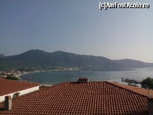 [P01] Vedere din balconul camerei cu nr. 4 » foto by certitudine
 - 
<span class="allrVoted glyphicon glyphicon-heart hidden" id="av623930"></span>
<a class="m-l-10 hidden" id="sv623930" onclick="voting_Foto_DelVot(,623930,14257)" role="button">șterge vot <span class="glyphicon glyphicon-remove"></span></a>
<a id="v9623930" class=" c-red"  onclick="voting_Foto_SetVot(623930)" role="button"><span class="glyphicon glyphicon-heart-empty"></span> <b>LIKE</b> = Votează poza</a> <img class="hidden"  id="f623930W9" src="/imagini/loader.gif" border="0" /><span class="AjErrMes hidden" id="e623930ErM"></span>