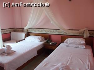 [P11] Paturile camerei de la Hotel Nepheli » foto by irinad
 - 
<span class="allrVoted glyphicon glyphicon-heart hidden" id="av818877"></span>
<a class="m-l-10 hidden" id="sv818877" onclick="voting_Foto_DelVot(,818877,14274)" role="button">șterge vot <span class="glyphicon glyphicon-remove"></span></a>
<a id="v9818877" class=" c-red"  onclick="voting_Foto_SetVot(818877)" role="button"><span class="glyphicon glyphicon-heart-empty"></span> <b>LIKE</b> = Votează poza</a> <img class="hidden"  id="f818877W9" src="/imagini/loader.gif" border="0" /><span class="AjErrMes hidden" id="e818877ErM"></span>