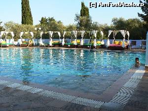 [P04] Piscina mare de langa restaurant » foto by Xander
 - 
<span class="allrVoted glyphicon glyphicon-heart hidden" id="av663924"></span>
<a class="m-l-10 hidden" id="sv663924" onclick="voting_Foto_DelVot(,663924,14316)" role="button">șterge vot <span class="glyphicon glyphicon-remove"></span></a>
<a id="v9663924" class=" c-red"  onclick="voting_Foto_SetVot(663924)" role="button"><span class="glyphicon glyphicon-heart-empty"></span> <b>LIKE</b> = Votează poza</a> <img class="hidden"  id="f663924W9" src="/imagini/loader.gif" border="0" /><span class="AjErrMes hidden" id="e663924ErM"></span>