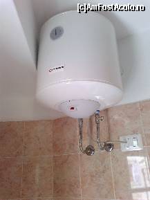 [P10] Apa calda provenea din acest boiler.  » foto by ariciu*
 - 
<span class="allrVoted glyphicon glyphicon-heart hidden" id="av429670"></span>
<a class="m-l-10 hidden" id="sv429670" onclick="voting_Foto_DelVot(,429670,14329)" role="button">șterge vot <span class="glyphicon glyphicon-remove"></span></a>
<a id="v9429670" class=" c-red"  onclick="voting_Foto_SetVot(429670)" role="button"><span class="glyphicon glyphicon-heart-empty"></span> <b>LIKE</b> = Votează poza</a> <img class="hidden"  id="f429670W9" src="/imagini/loader.gif" border="0" /><span class="AjErrMes hidden" id="e429670ErM"></span>