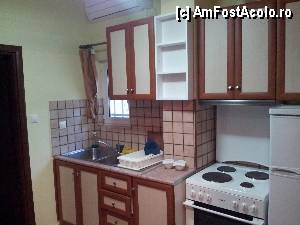 [P11] Bucatarie » foto by VYK_CIVIC
 - 
<span class="allrVoted glyphicon glyphicon-heart hidden" id="av432767"></span>
<a class="m-l-10 hidden" id="sv432767" onclick="voting_Foto_DelVot(,432767,14418)" role="button">șterge vot <span class="glyphicon glyphicon-remove"></span></a>
<a id="v9432767" class=" c-red"  onclick="voting_Foto_SetVot(432767)" role="button"><span class="glyphicon glyphicon-heart-empty"></span> <b>LIKE</b> = Votează poza</a> <img class="hidden"  id="f432767W9" src="/imagini/loader.gif" border="0" /><span class="AjErrMes hidden" id="e432767ErM"></span>