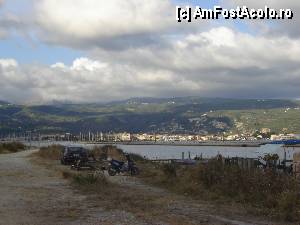 [P31] La iesirea din Lefkada » foto by VYK_CIVIC
 - 
<span class="allrVoted glyphicon glyphicon-heart hidden" id="av432796"></span>
<a class="m-l-10 hidden" id="sv432796" onclick="voting_Foto_DelVot(,432796,14418)" role="button">șterge vot <span class="glyphicon glyphicon-remove"></span></a>
<a id="v9432796" class=" c-red"  onclick="voting_Foto_SetVot(432796)" role="button"><span class="glyphicon glyphicon-heart-empty"></span> <b>LIKE</b> = Votează poza</a> <img class="hidden"  id="f432796W9" src="/imagini/loader.gif" border="0" /><span class="AjErrMes hidden" id="e432796ErM"></span>