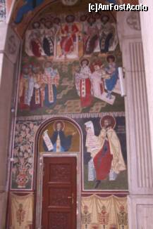 [P23] Sfântu Gheorghe (jud. Covasna) - catedrala ortodoxă, pictură din pridvor. » foto by Dragoș_MD
 - 
<span class="allrVoted glyphicon glyphicon-heart hidden" id="av283307"></span>
<a class="m-l-10 hidden" id="sv283307" onclick="voting_Foto_DelVot(,283307,14513)" role="button">șterge vot <span class="glyphicon glyphicon-remove"></span></a>
<a id="v9283307" class=" c-red"  onclick="voting_Foto_SetVot(283307)" role="button"><span class="glyphicon glyphicon-heart-empty"></span> <b>LIKE</b> = Votează poza</a> <img class="hidden"  id="f283307W9" src="/imagini/loader.gif" border="0" /><span class="AjErrMes hidden" id="e283307ErM"></span>