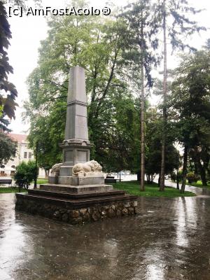 [P12] Monumentul eroilor din parcul Elisabeta » foto by AZE
 - 
<span class="allrVoted glyphicon glyphicon-heart hidden" id="av1330189"></span>
<a class="m-l-10 hidden" id="sv1330189" onclick="voting_Foto_DelVot(,1330189,14513)" role="button">șterge vot <span class="glyphicon glyphicon-remove"></span></a>
<a id="v91330189" class=" c-red"  onclick="voting_Foto_SetVot(1330189)" role="button"><span class="glyphicon glyphicon-heart-empty"></span> <b>LIKE</b> = Votează poza</a> <img class="hidden"  id="f1330189W9" src="/imagini/loader.gif" border="0" /><span class="AjErrMes hidden" id="e1330189ErM"></span>