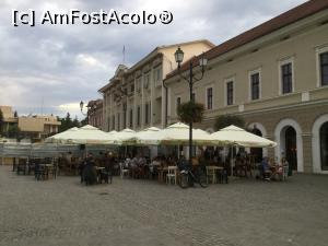 [P20] Sf&acirc;ntu Gheorghe - terase animate » foto by mishu
 - 
<span class="allrVoted glyphicon glyphicon-heart hidden" id="av1186068"></span>
<a class="m-l-10 hidden" id="sv1186068" onclick="voting_Foto_DelVot(,1186068,14513)" role="button">șterge vot <span class="glyphicon glyphicon-remove"></span></a>
<a id="v91186068" class=" c-red"  onclick="voting_Foto_SetVot(1186068)" role="button"><span class="glyphicon glyphicon-heart-empty"></span> <b>LIKE</b> = Votează poza</a> <img class="hidden"  id="f1186068W9" src="/imagini/loader.gif" border="0" /><span class="AjErrMes hidden" id="e1186068ErM"></span>