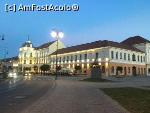 [P96] Sf&acirc;ntu Gheorghe - Seara prin oras » foto by mishu
 - 
<span class="allrVoted glyphicon glyphicon-heart hidden" id="av1186144"></span>
<a class="m-l-10 hidden" id="sv1186144" onclick="voting_Foto_DelVot(,1186144,14513)" role="button">șterge vot <span class="glyphicon glyphicon-remove"></span></a>
<a id="v91186144" class=" c-red"  onclick="voting_Foto_SetVot(1186144)" role="button"><span class="glyphicon glyphicon-heart-empty"></span> <b>LIKE</b> = Votează poza</a> <img class="hidden"  id="f1186144W9" src="/imagini/loader.gif" border="0" /><span class="AjErrMes hidden" id="e1186144ErM"></span>