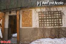 [P19] Firma de la intrarea la restaurantul Pivniţa Sf. Gheorghe » foto by Costi
 - 
<span class="allrVoted glyphicon glyphicon-heart hidden" id="av308512"></span>
<a class="m-l-10 hidden" id="sv308512" onclick="voting_Foto_DelVot(,308512,14513)" role="button">șterge vot <span class="glyphicon glyphicon-remove"></span></a>
<a id="v9308512" class=" c-red"  onclick="voting_Foto_SetVot(308512)" role="button"><span class="glyphicon glyphicon-heart-empty"></span> <b>LIKE</b> = Votează poza</a> <img class="hidden"  id="f308512W9" src="/imagini/loader.gif" border="0" /><span class="AjErrMes hidden" id="e308512ErM"></span>