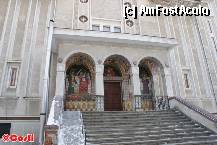 [P04] Catedrala Ortodoxă. Intrarea de pe latura nordică. » foto by Costi
 - 
<span class="allrVoted glyphicon glyphicon-heart hidden" id="av308497"></span>
<a class="m-l-10 hidden" id="sv308497" onclick="voting_Foto_DelVot(,308497,14513)" role="button">șterge vot <span class="glyphicon glyphicon-remove"></span></a>
<a id="v9308497" class=" c-red"  onclick="voting_Foto_SetVot(308497)" role="button"><span class="glyphicon glyphicon-heart-empty"></span> <b>LIKE</b> = Votează poza</a> <img class="hidden"  id="f308497W9" src="/imagini/loader.gif" border="0" /><span class="AjErrMes hidden" id="e308497ErM"></span>